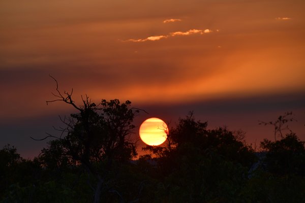 Zonsondergang bij Wolf Cliff Camp, Piauí, Brazilië