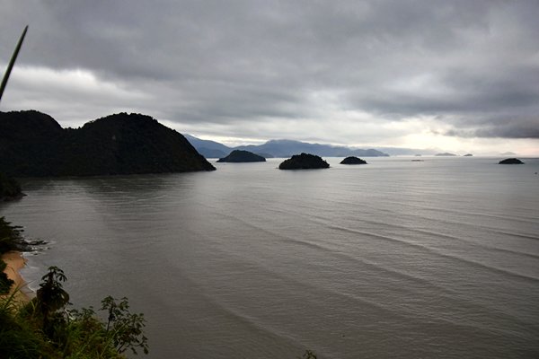 Kust tussen Ubatuba en Paraty, Brazilië