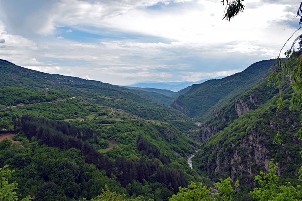 De West Rhodopes bergen tussen Leshten en Kovachevitsa