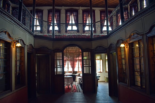 Interieur van het Sarafkina huis in Veliko Tarnovo