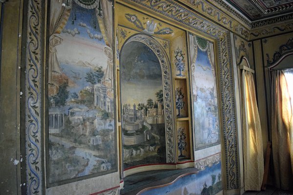 Muurschilderingen in het Hindliyan Huis in Plovdiv