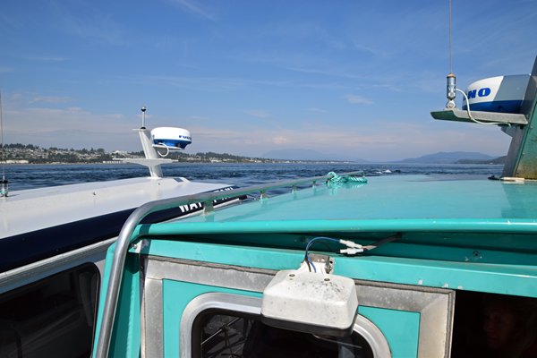 Na motorpech bij Vancouver Island stappen we over op een watertaxi