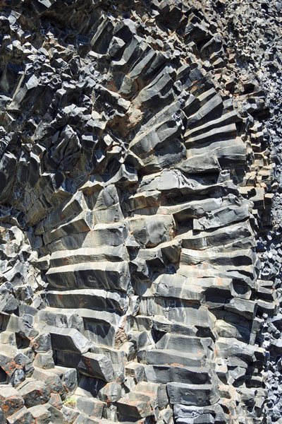 Mooie patronen in het basalt bij Hljóðaklettar