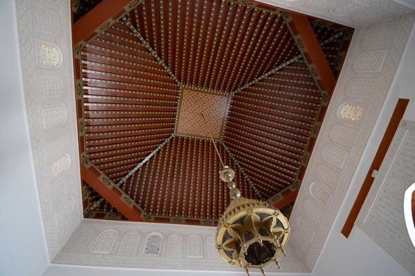 Plafond in het mausoleum van Moulay Ismail in Meknes, Marokko