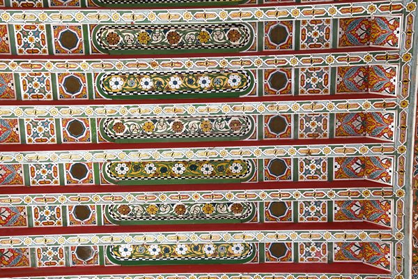 Plafond in het Bahia paleis in Marrakesh, Marokko