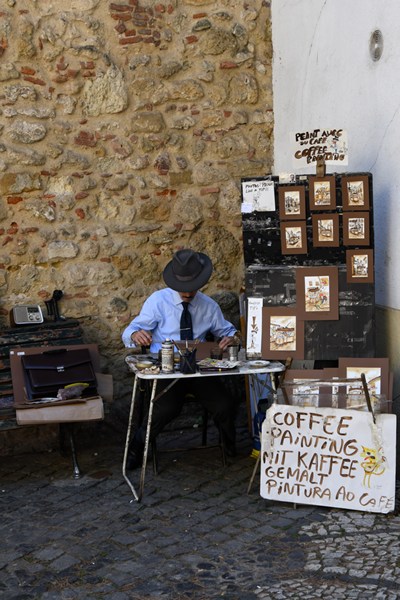 Koffieschilder bij het Castelo de São Jorge, Lissabon