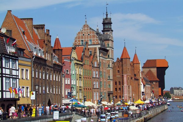 Kade in Gdansk met o.a. de Kraanpoort.