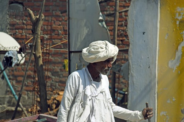 Traditioneel geklede man in Ramtek (India)