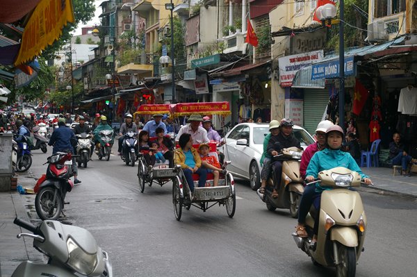 Straatbeeld in Hanoi