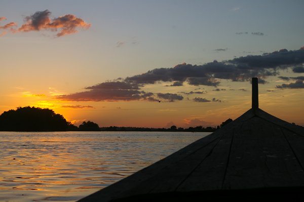 Zonsondergang bij Don Khone